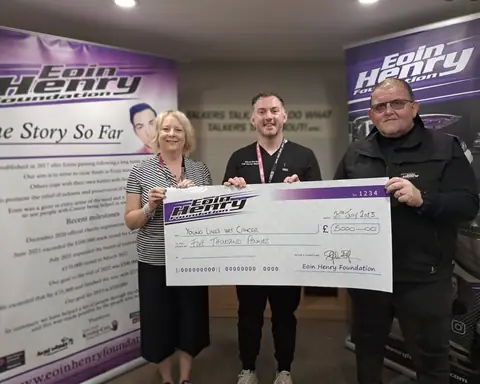 Eoin Henry Foundation cheque presentation, photo 4